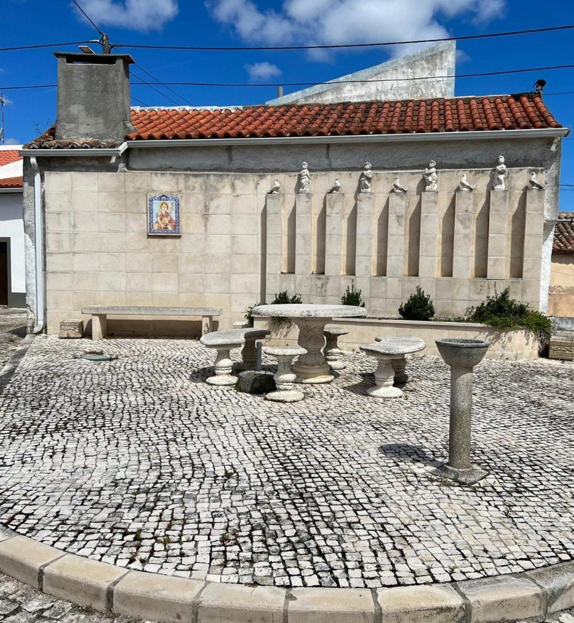 Amarelaje Villa Serra d'El-Rei Luaran gambar